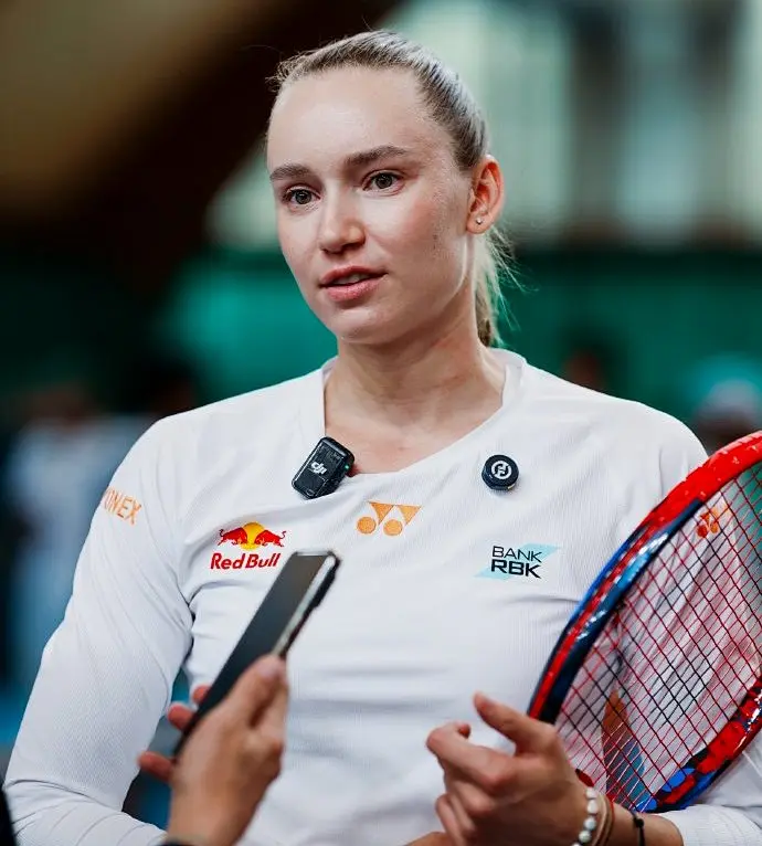 站展开单打, 莱巴明年底