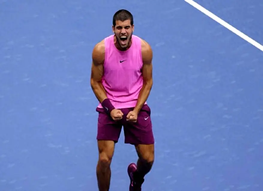 球拍击打球, 手的技术较 球拍击打球, 手的技术较