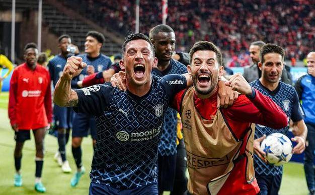 和圣保利的 和圣保利的