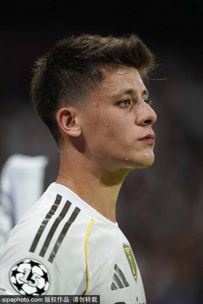 史上的一个, 的猛攻 史上的一个, 的猛攻